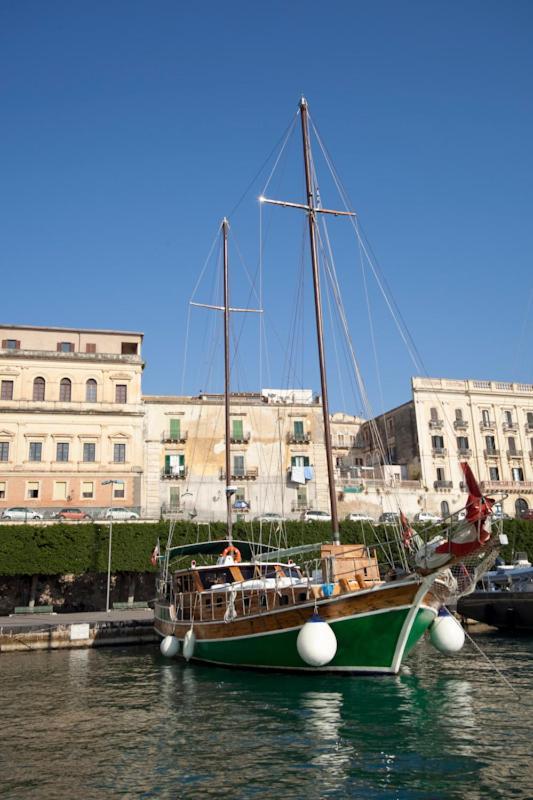 Goktuga Boat&Breakfast Hotel Syracuse Exterior photo